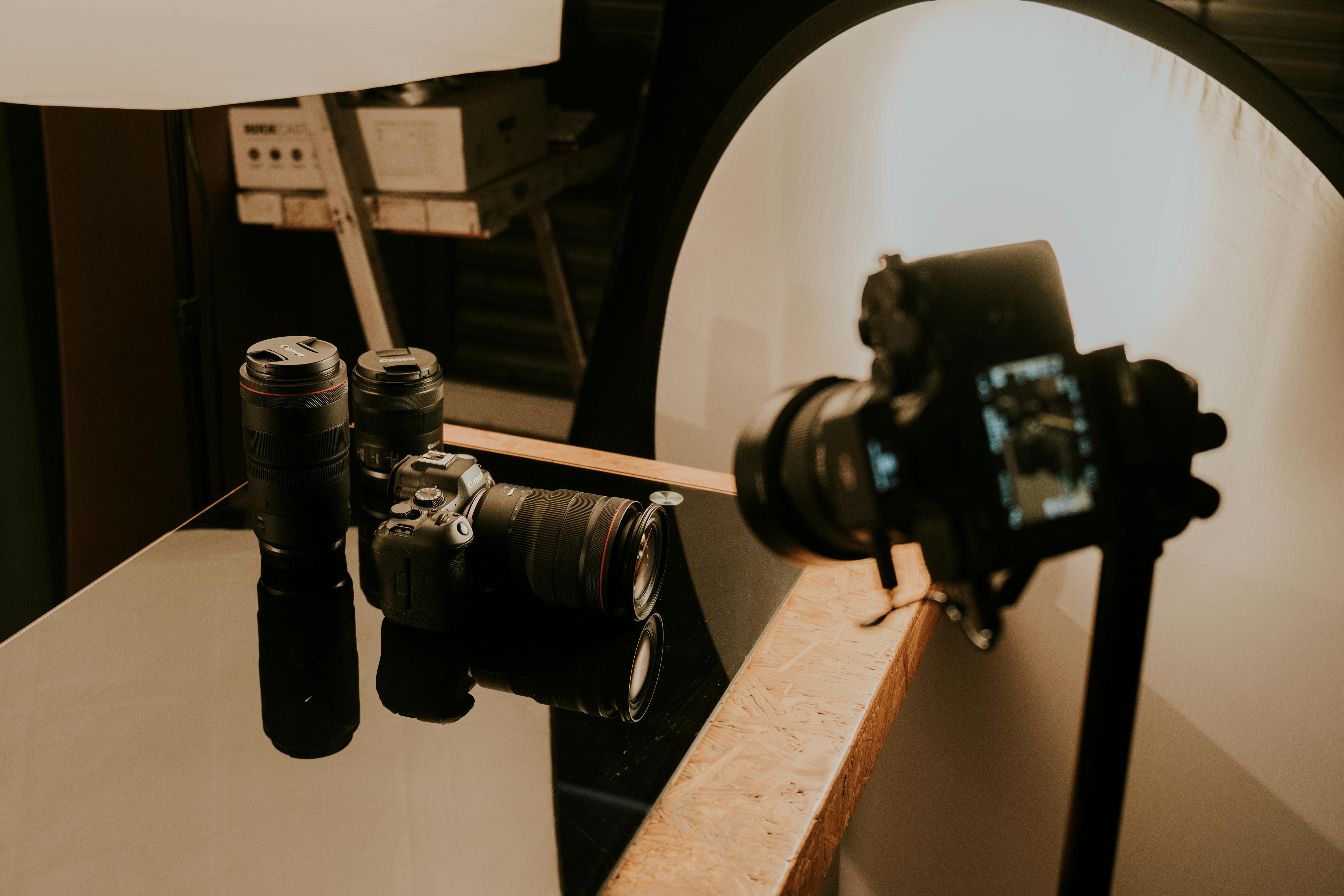 Real Estate Video vs. Photos: What Today's Buyers in Greater Philadelphia Actually Want